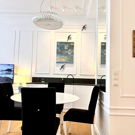 Mondrian Luxury Suites & Apartments Old Town Warszawa Exteriör bild