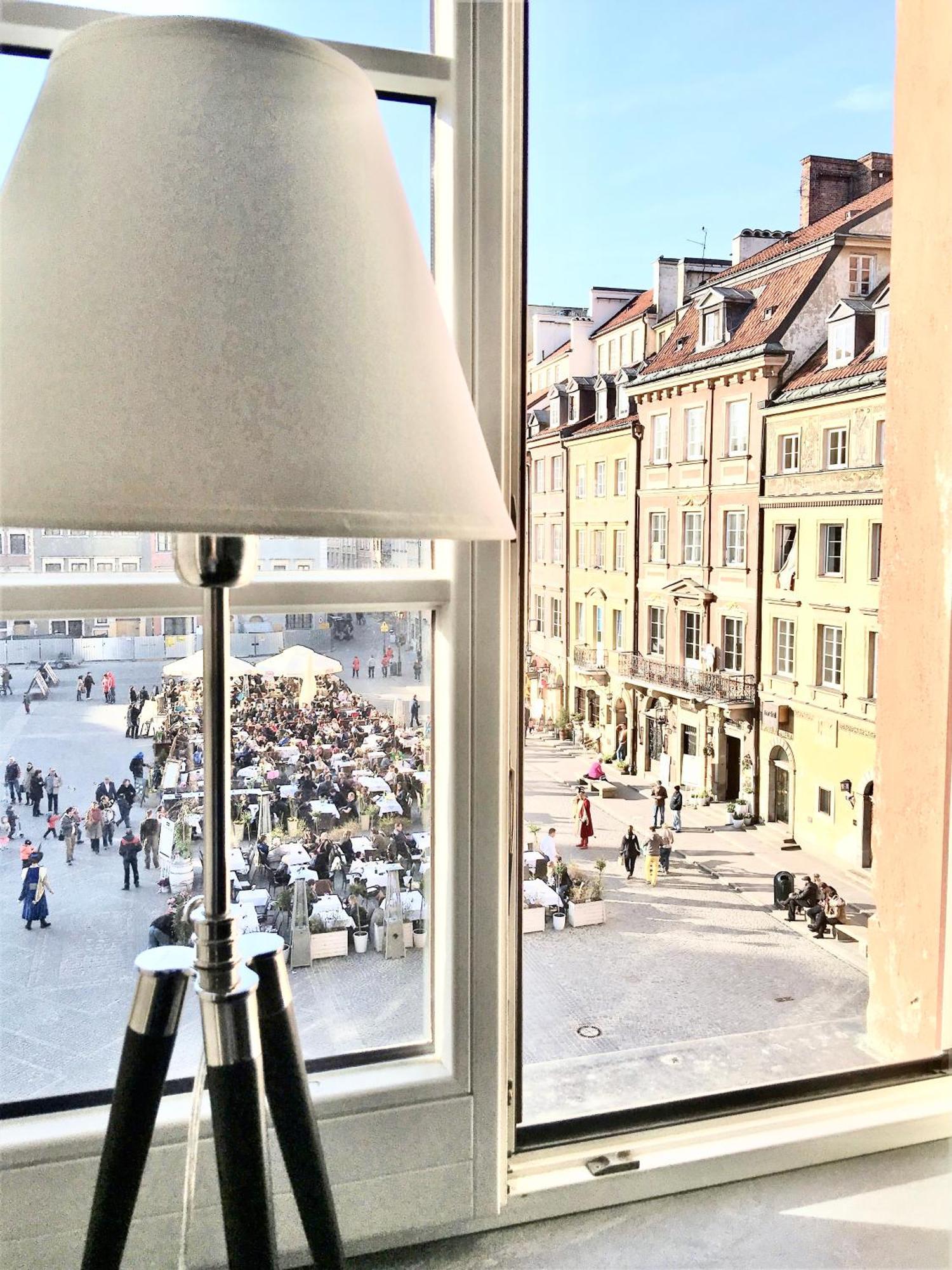 Mondrian Luxury Suites & Apartments Old Town Warszawa Rum bild