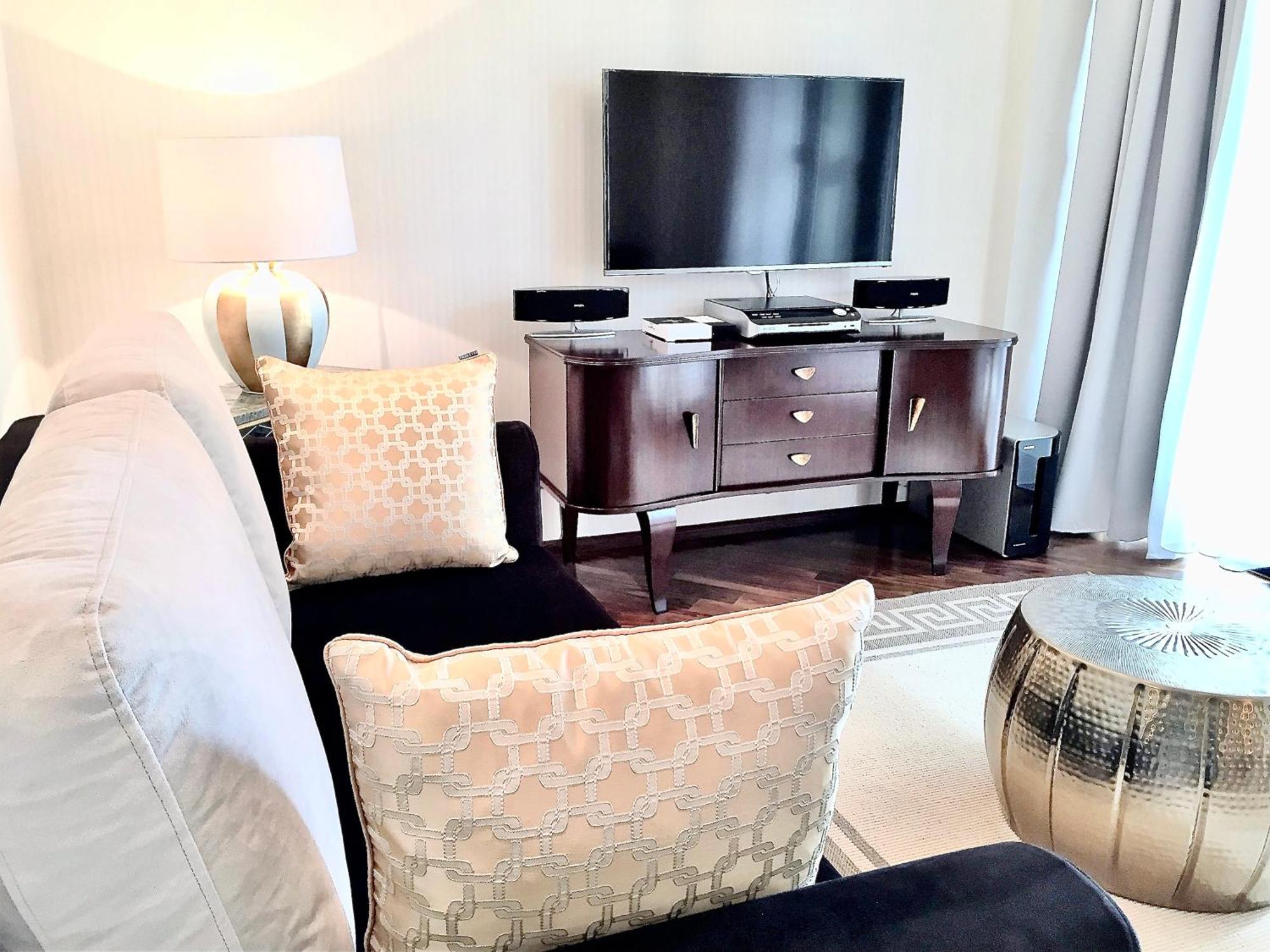 Mondrian Luxury Suites & Apartments Old Town Warszawa Rum bild