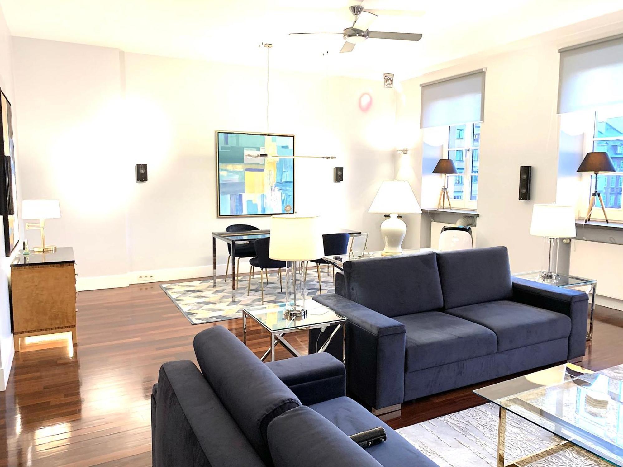 Mondrian Luxury Suites & Apartments Old Town Warszawa Rum bild